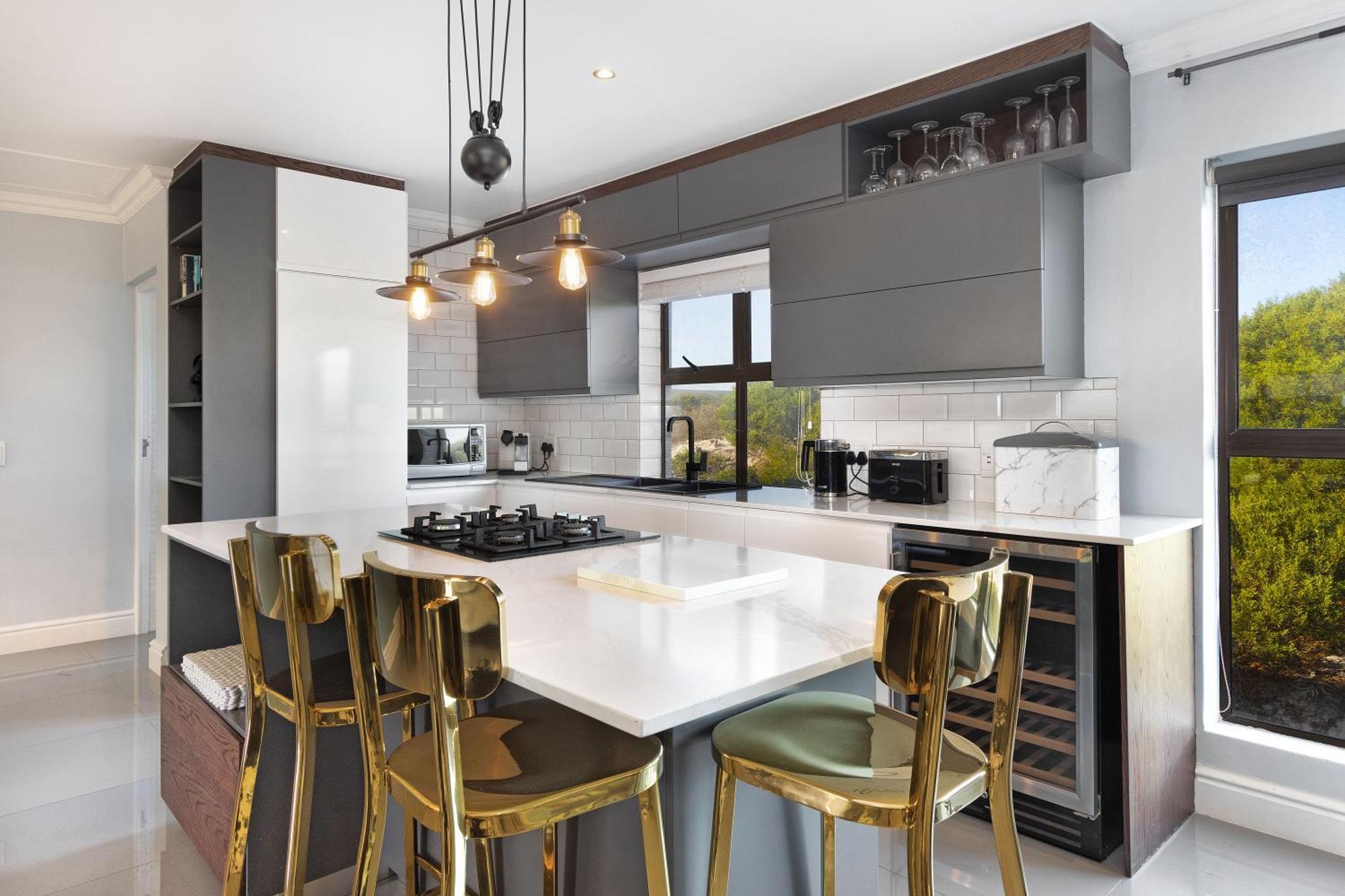 Apartment Island View 28